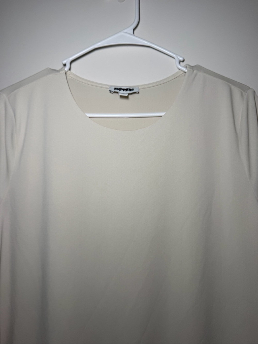 Express Cream Short Sleeve Crewneck Bodysuit Women’s XL - Picture 3 of 7